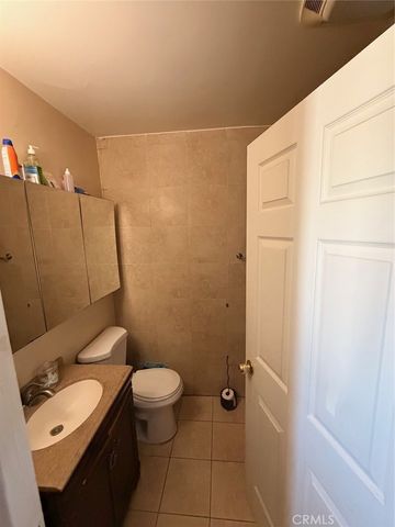 2403 W Almond, Orange, CA 92868