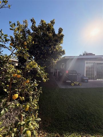 2403 W Almond, Orange, CA 92868
