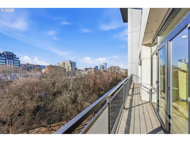 300 Nw 8TH Ave 903-5, Portland, OR 97209