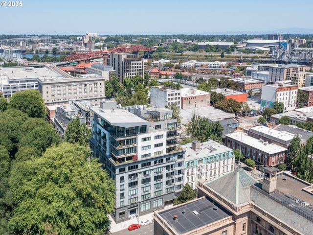 300 Nw 8TH Ave 903-5, Portland, OR 97209