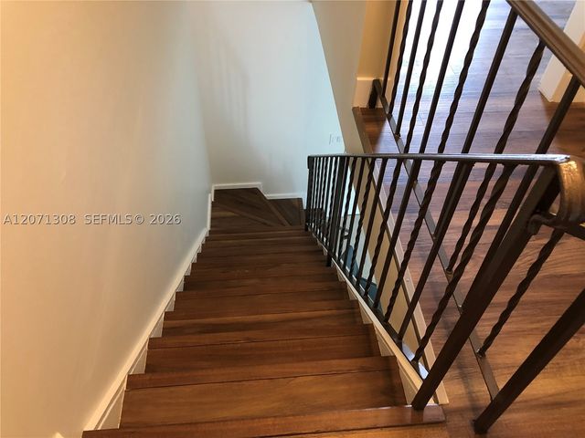 7801 NE 4th Ct 315, Miami, FL 33138
