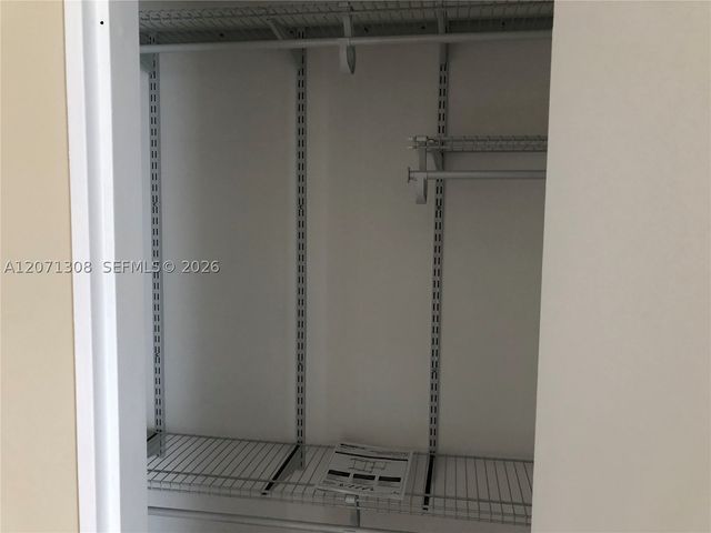 7801 NE 4th Ct 315, Miami, FL 33138