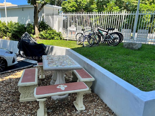 7801 NE 4th Ct 315, Miami, FL 33138