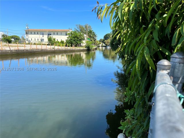7801 NE 4th Ct 315, Miami, FL 33138