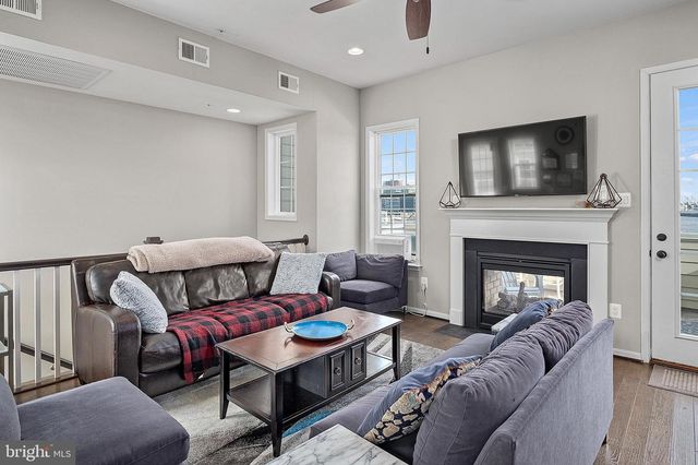 1310 JACKSON ST, Baltimore, MD 21230