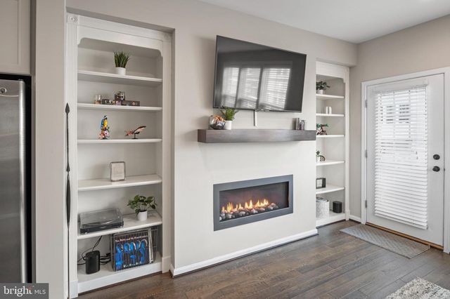 1310 JACKSON ST, Baltimore, MD 21230