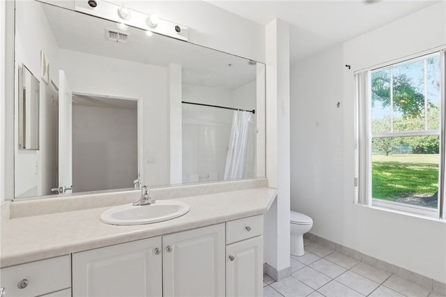 5045 Fairways Circle D105, Vero Beach, FL 32967