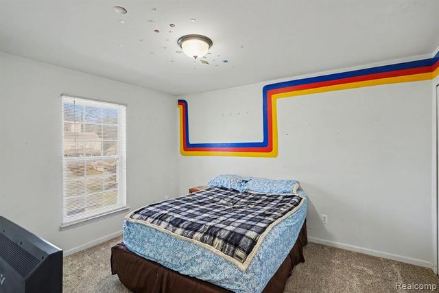 1827 Gilmore Street, Howell, MI 48855