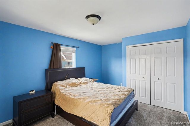 1827 Gilmore Street, Howell, MI 48855