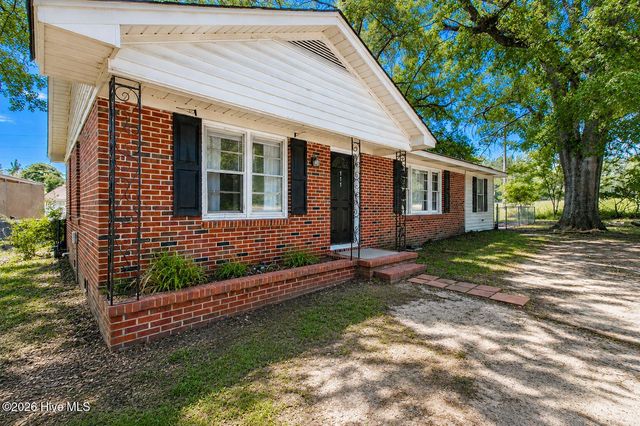 111 Carroll Avenue W, New Ellenton, SC 29809