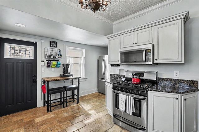 5901 Rockhill Road, Kansas City, MO 64110