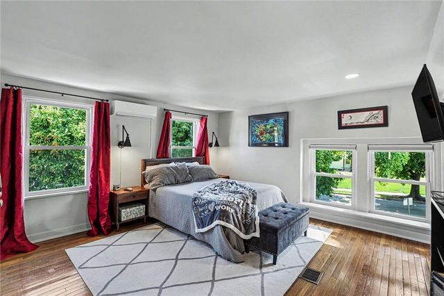 5901 Rockhill Road, Kansas City, MO 64110