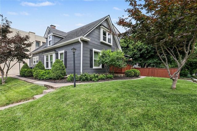 5901 Rockhill Road, Kansas City, MO 64110