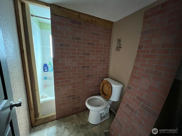 10522 22nd Avenue E, Tacoma, WA 98445