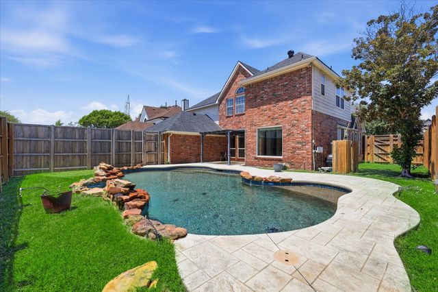 1521 Blue Mesa Road, Carrollton, TX 75007