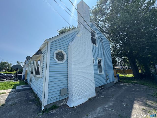 25 Montrose Street, Hartford, CT 06106