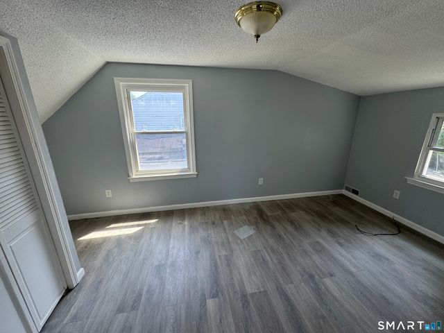 25 Montrose Street, Hartford, CT 06106