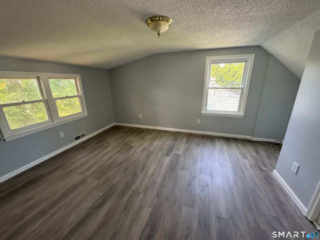 25 Montrose Street, Hartford, CT 06106