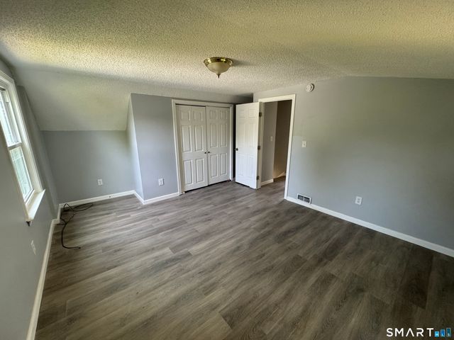 25 Montrose Street, Hartford, CT 06106