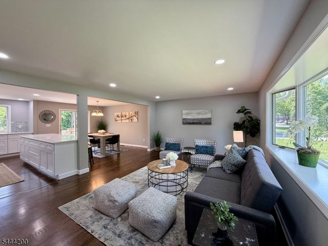 67 Tudor Ln, Berkeley Heights Twp., NJ 07922