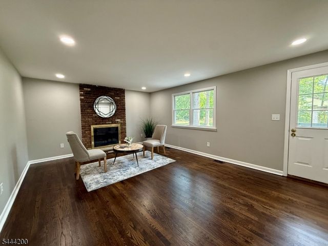 67 Tudor Ln, Berkeley Heights Twp., NJ 07922