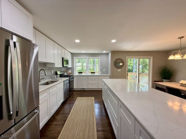 67 Tudor Ln, Berkeley Heights Twp., NJ 07922