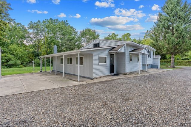 348 Gere Lock Road, Camillus, NY 13209