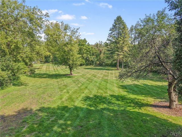348 Gere Lock Road, Camillus, NY 13209