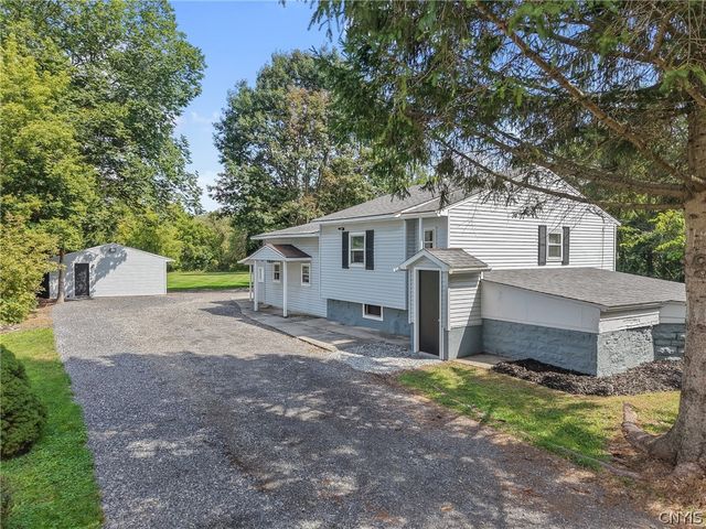 348 Gere Lock Road, Camillus, NY 13209