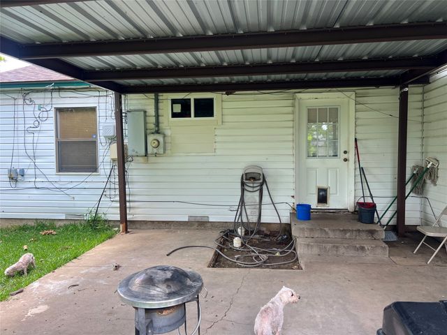 2124 Camden Drive, Garland, TX 75041
