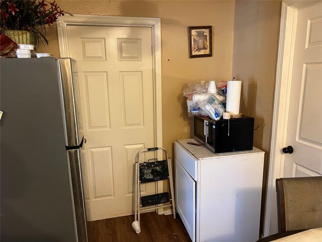 2124 Camden Drive, Garland, TX 75041