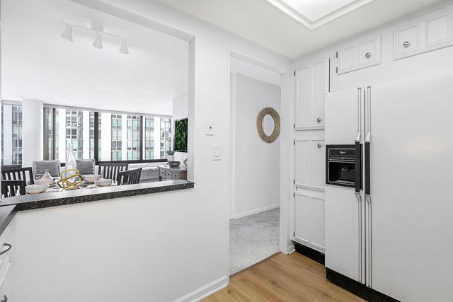 155 N Harbor Drive 4007, Chicago, IL 60601