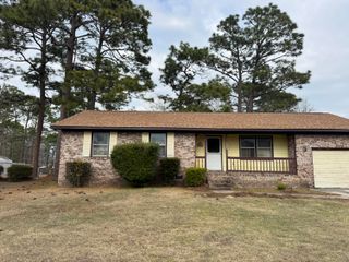 104 Forest Lane, Summerville, SC 29486