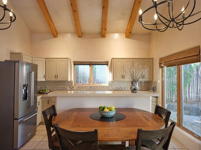 129 Bob Street, Santa Fe, NM 87501