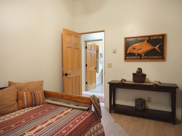 129 Bob Street, Santa Fe, NM 87501