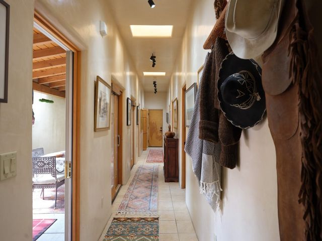 129 Bob Street, Santa Fe, NM 87501