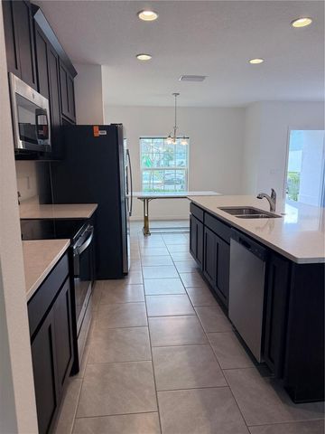 1054 SAND TORCH CIRCLE, Davenport, FL 33837