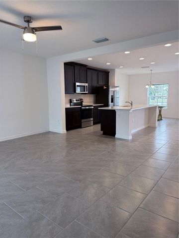 1054 SAND TORCH CIRCLE, Davenport, FL 33837