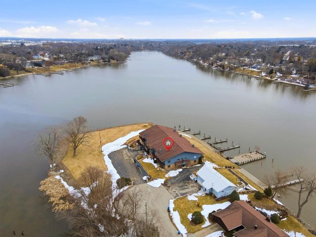 2490 STROEBE ISLAND DRIVE, Appleton, WI 54914