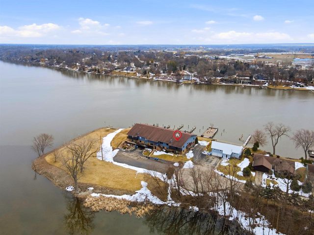 2490 STROEBE ISLAND DRIVE, Appleton, WI 54914