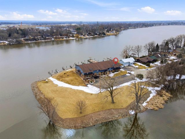 2490 STROEBE ISLAND DRIVE, Appleton, WI 54914
