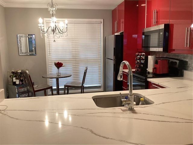 1924 Ivy Glen Drive SE, Smyrna, GA 30082