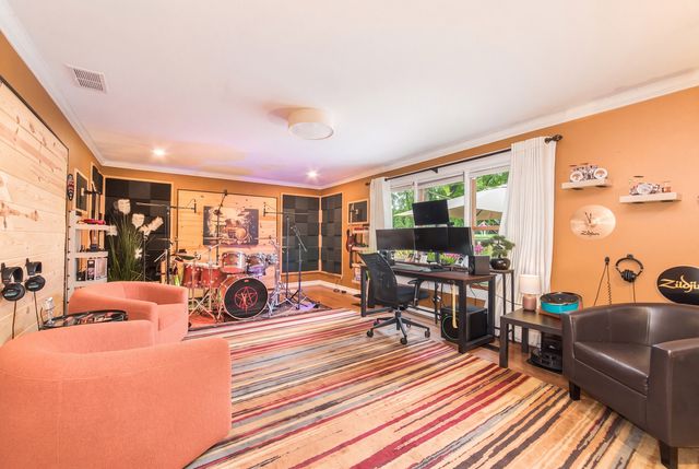 5807 Fairmount Avenue, Downers Grove, IL 60516
