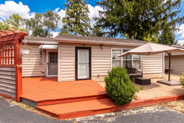 5807 Fairmount Avenue, Downers Grove, IL 60516