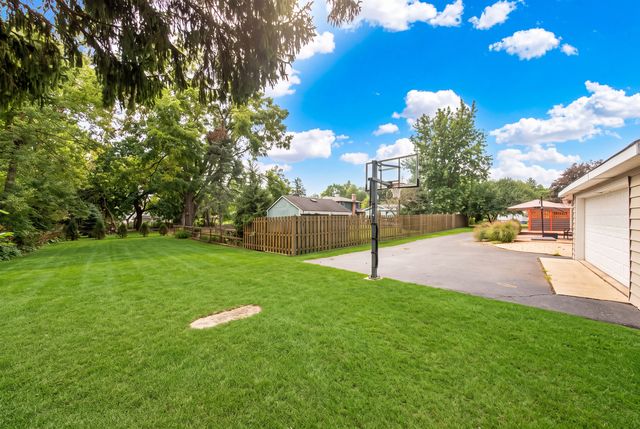 5807 Fairmount Avenue, Downers Grove, IL 60516