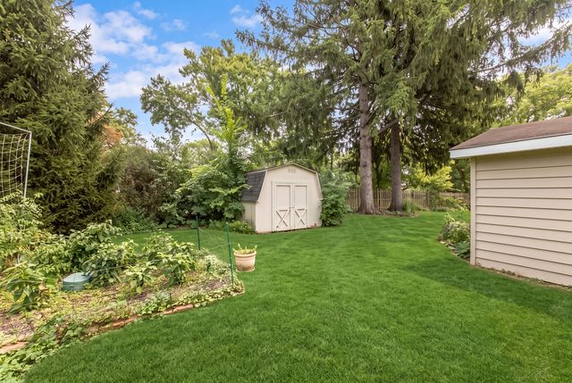 5807 Fairmount Avenue, Downers Grove, IL 60516