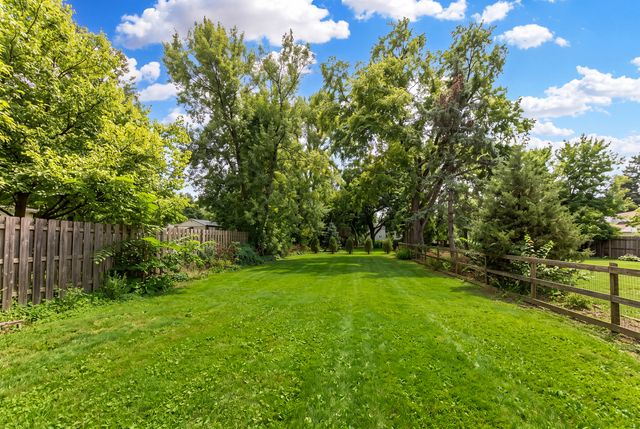 5807 Fairmount Avenue, Downers Grove, IL 60516