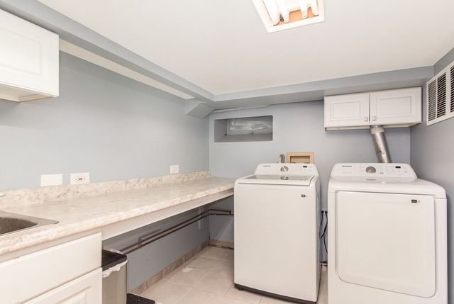 5807 Fairmount Avenue, Downers Grove, IL 60516