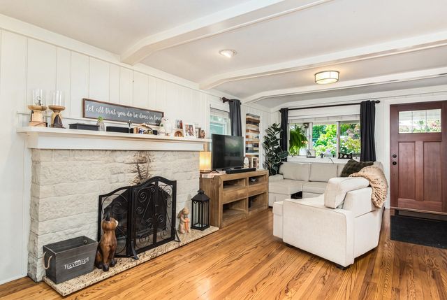 5807 Fairmount Avenue, Downers Grove, IL 60516