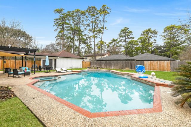 10718 Brentway Drive, Houston, TX 77070